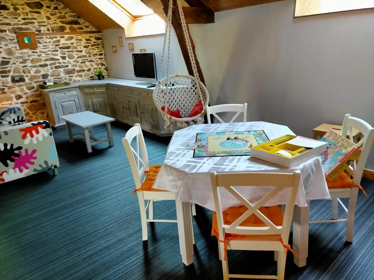 Villa Les Basses Besmes à Parcé